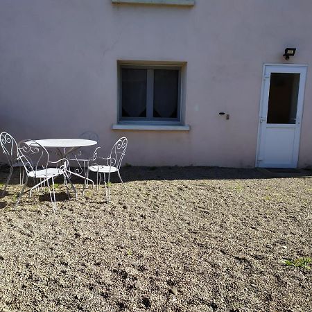 Apartamento Chez Fabienne T3 Le Breuil-sur-Couze Exterior foto