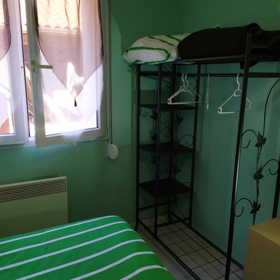Apartamento Chez Fabienne T3 Le Breuil-sur-Couze Exterior foto