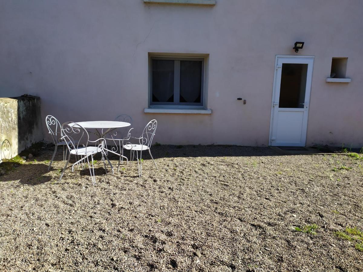 Apartamento Chez Fabienne T3 Le Breuil-sur-Couze Exterior foto